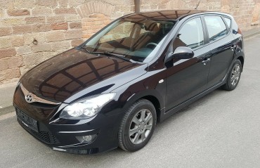 Hyundai i30 Kölcsönzés