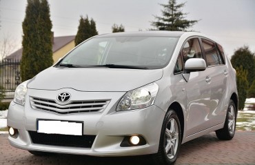 Toyota Verso Kölcsönzés