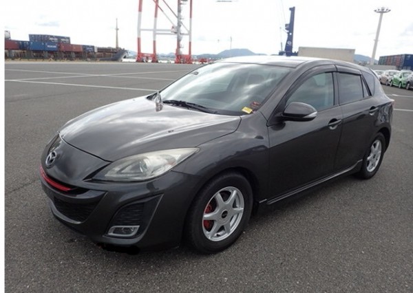 Mazda 3 kölcsönzés